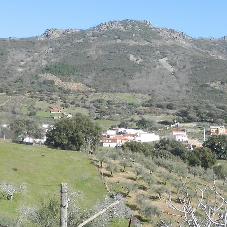Apartamentos Rurales En Plena Sierra Ла-Калера Экстерьер фото
