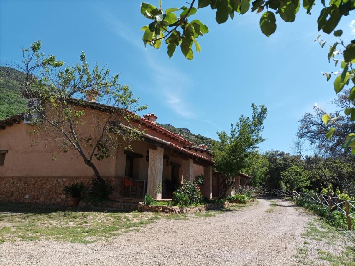 Apartamentos Rurales En Plena Sierra Ла-Калера Экстерьер фото