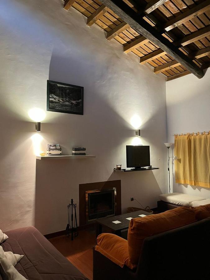 Apartamentos Rurales En Plena Sierra Ла-Калера Экстерьер фото