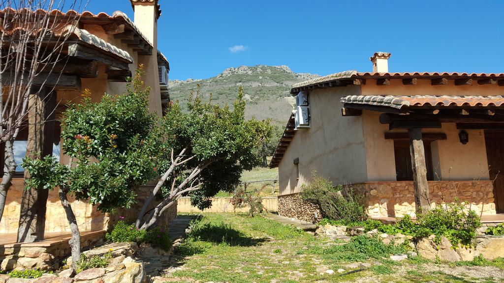 Apartamentos Rurales En Plena Sierra Ла-Калера Экстерьер фото